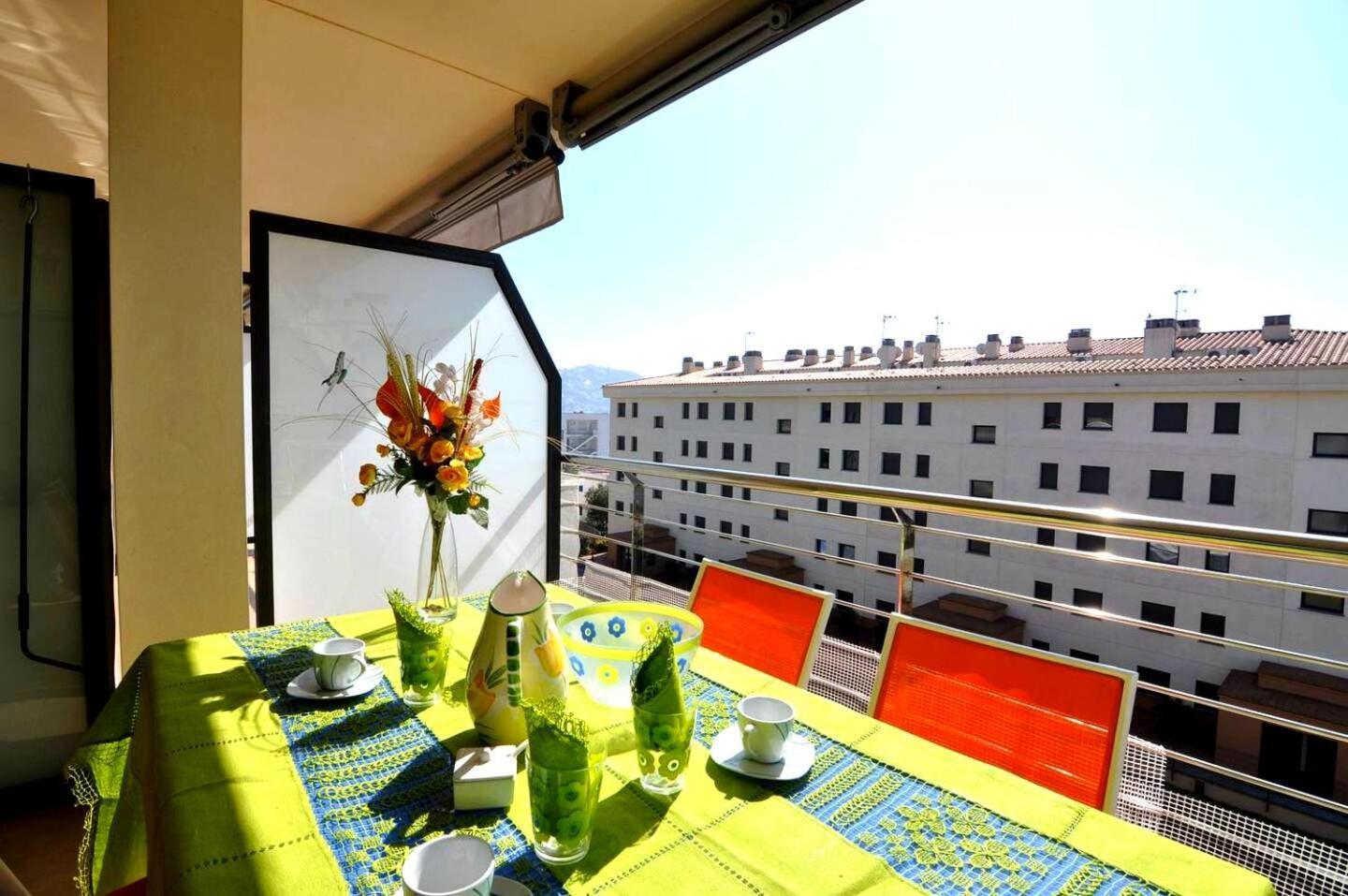 Roses Confort Beach Ev Milleni Exterior photo